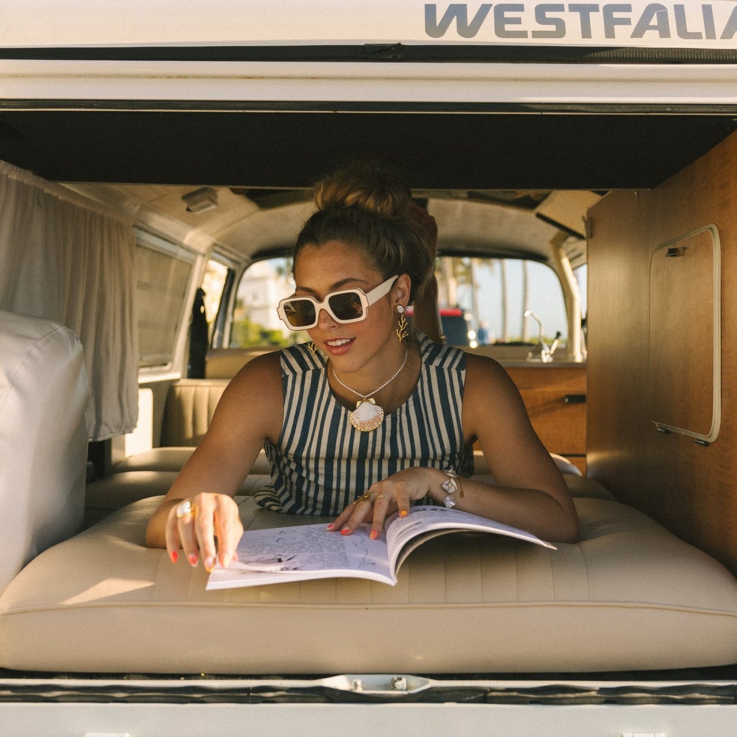 Scallop Shell Pearl Necklace