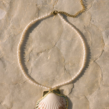 Scallop Shell Pearl Necklace